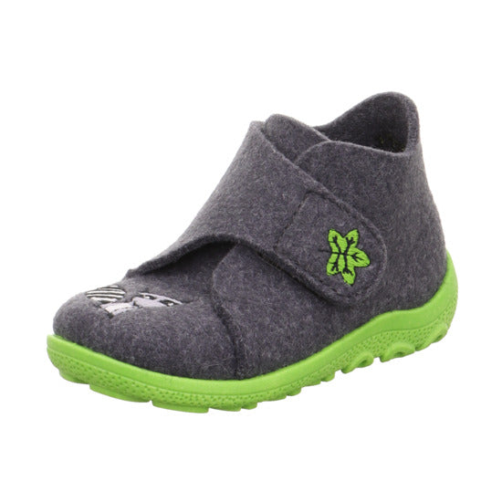 Comfortable and stylish SUPERFIT Hausschuh HAPPY 6291/20 in grey and neon green with cute wash bear design, perfect for indoor wear