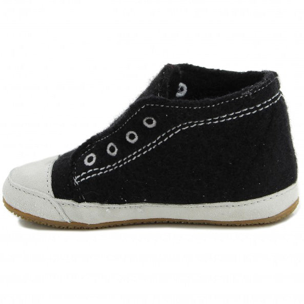 LIVING KITZBÜHEL Hüttenschuh Hausschuh 2238/900 - schwarz cozy black slipper with warm lining and durable sole