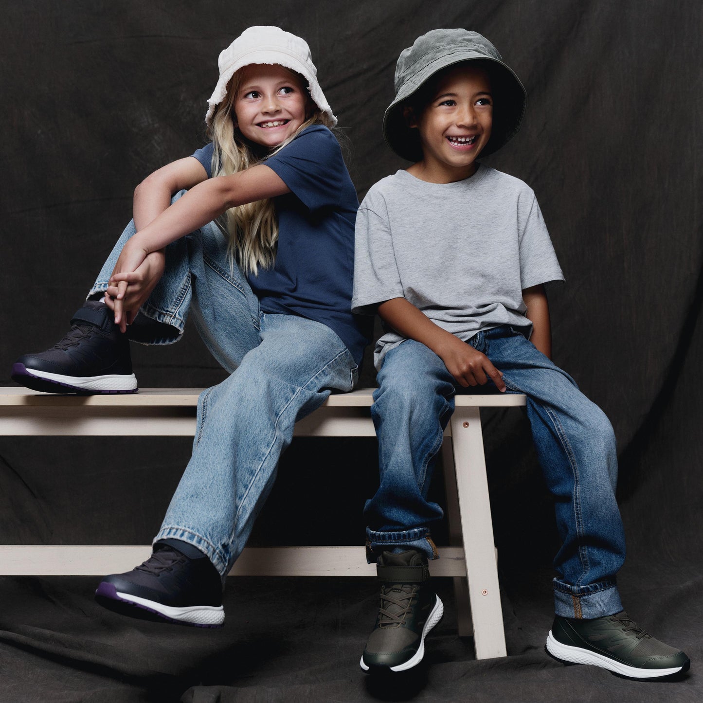 Durable and stylish VIKING TEX Knöchelschuh EQUIP MID WP 1V