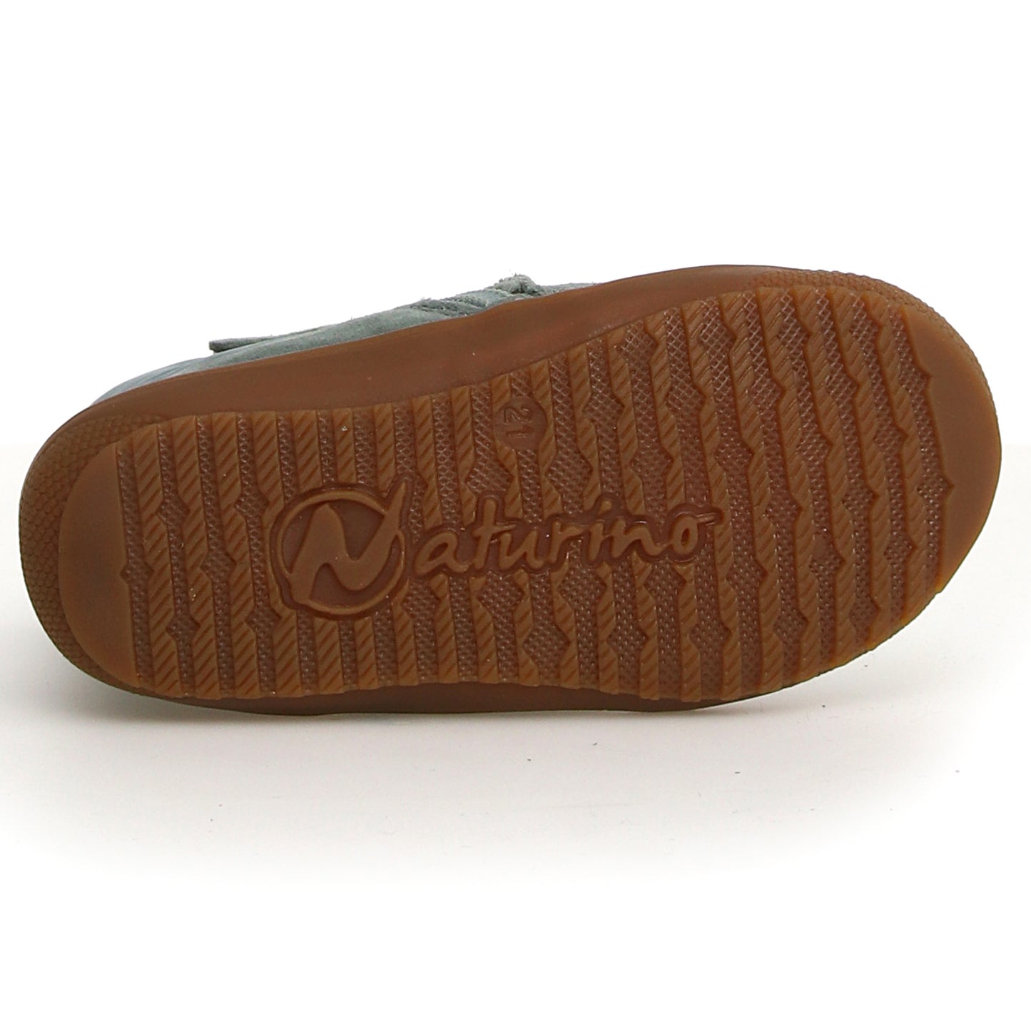 Child splashing in puddles with NATURINO NATURTEX Stiefel HOCHALPEN - mineral / grün boots, showcasing waterproof design and playful style