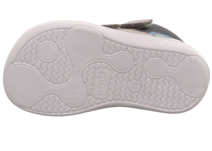 Schicker und funktionaler Kinderschuh für Spiel und Sport