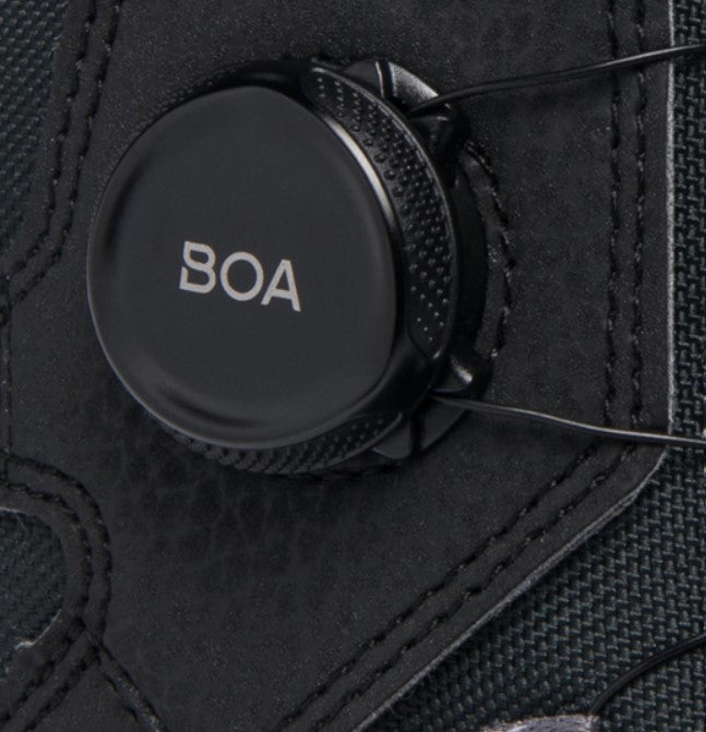 VIKING ESPO WARM GTX BOA boots in sleek black design