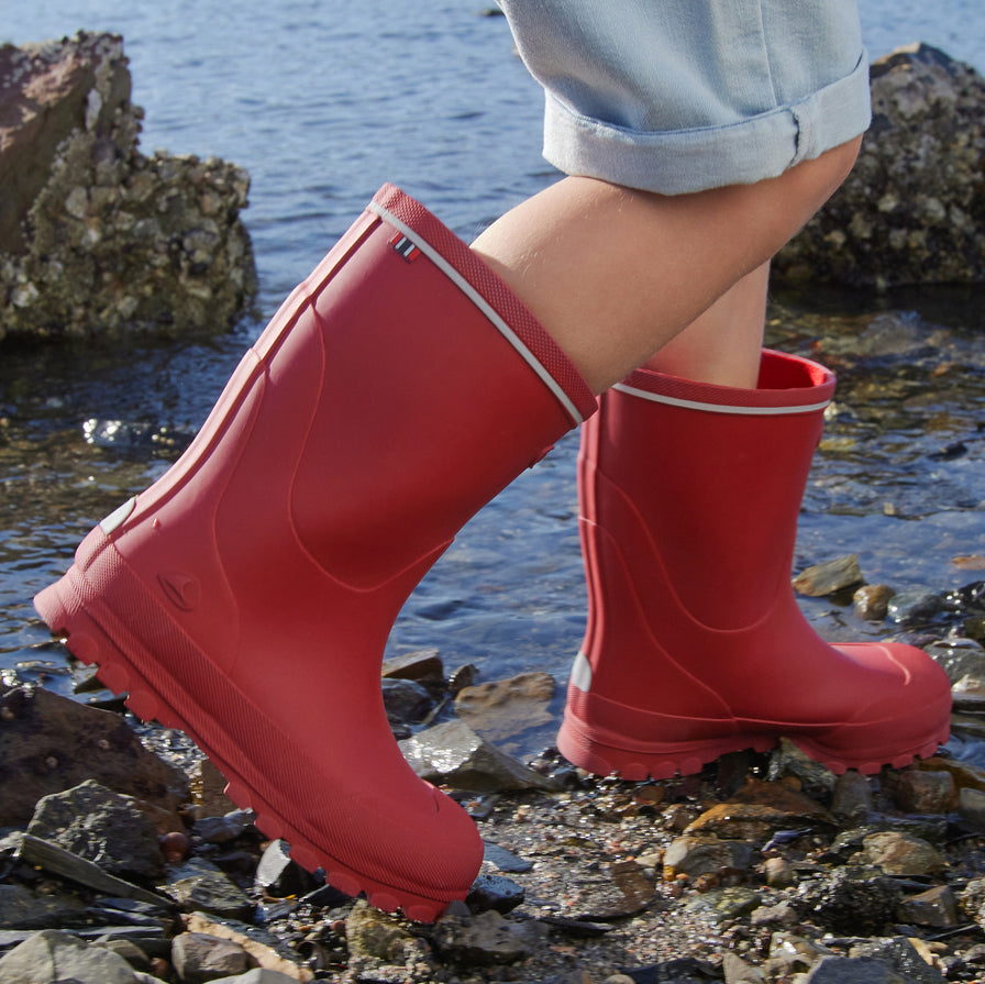Red VIKING Gummistiefel JOLLY rain boots with a comfortable and durable design