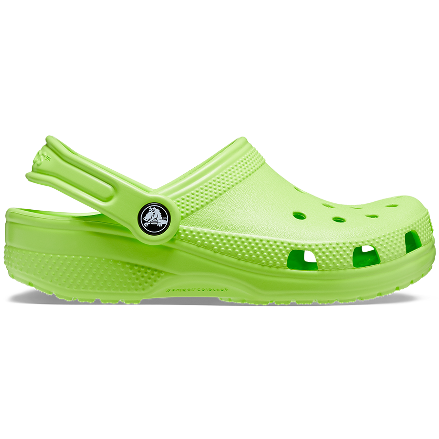 A detailed image of the CROCS CLASSIC CLOG 206991-3UH in apfelgrün, a bright green color, showcasing its classic design and comfortable fit for everyday wear