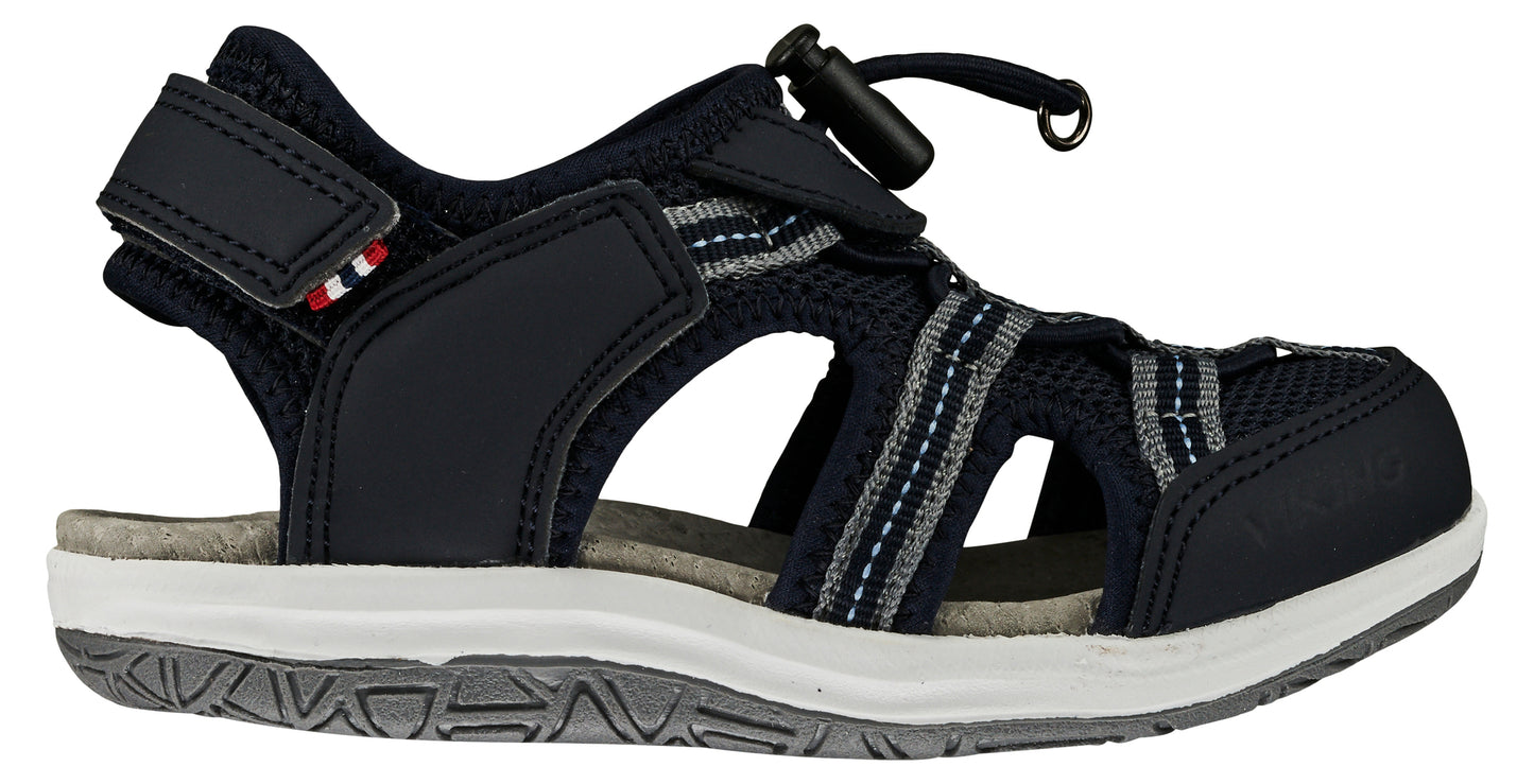 VIKING Halbsandale THRILLY - schwarz: Comfortable and durable black sandal for outdoor adventures