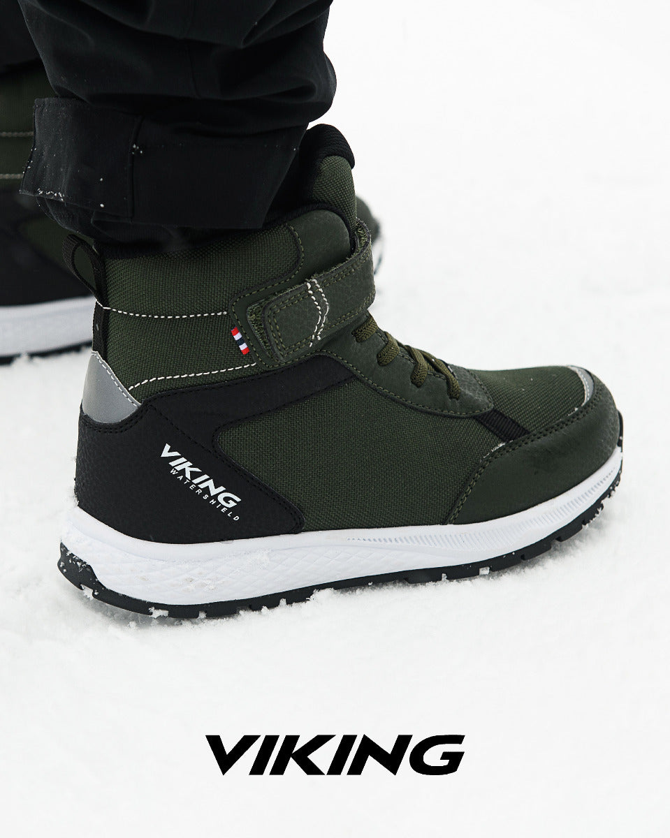 Alt text: VIKING TEX Stiefel EQUIP WARM WP 1V - tanne product image of tan waterproof boots with warm lining for outdoor activities