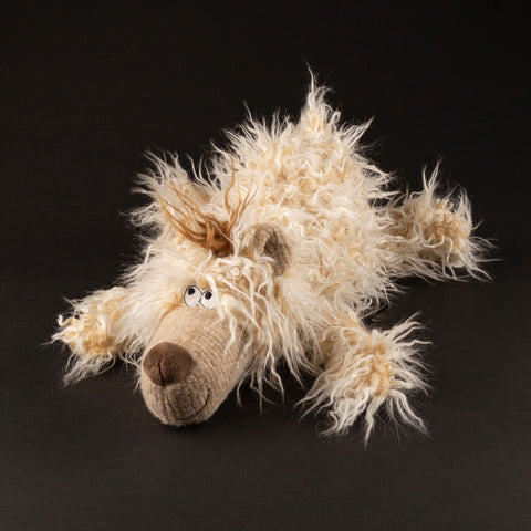 Detailansicht des Sigikid BEASTS Eisbär Lost in You mit weichem Plüschmaterial