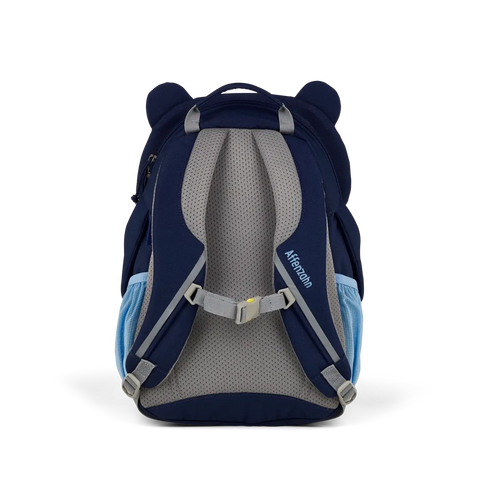  Praktischer Rucksack mit Brustgurt und separaten Fächern 