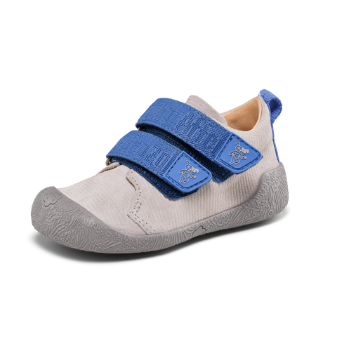  Atmungsaktiv und bequem für aktive Kinderfüße 