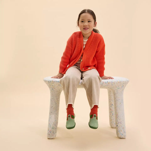 Kinder-Hausschuh aus umweltfreundlichen Materialien in Drachenoptik