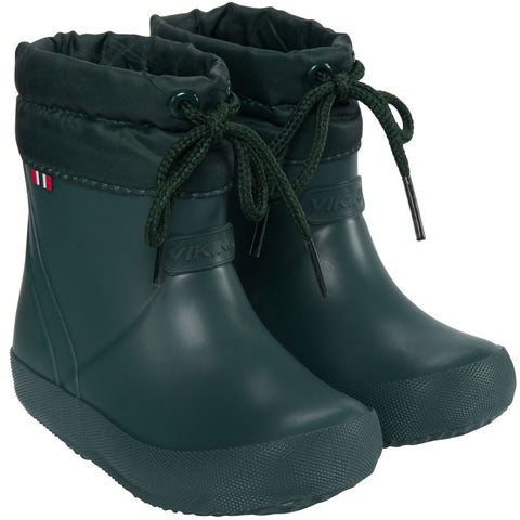 Close-up of VIKING Gummistiefel ALV INDIE - tannengrün boot tread pattern for strong grip on various surfaces