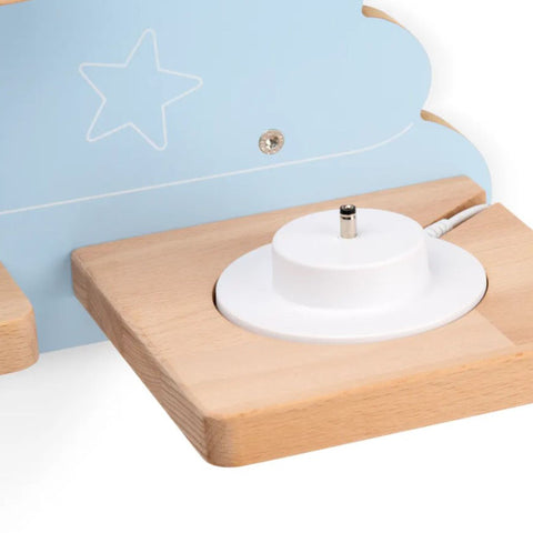 Adorable TONIES Wandregal Auf der Traumwolke with cloud-shaped hooks for hanging clothes