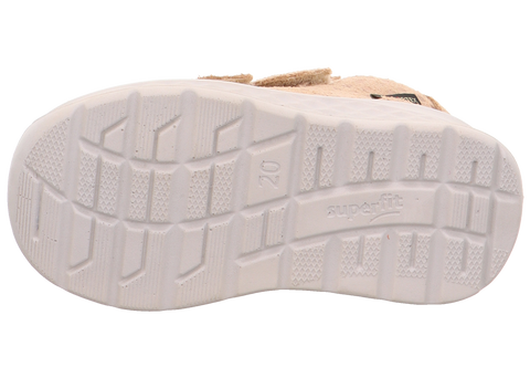 Unteransicht des SUPERFIT Halbschuh Breeze 369-401 in beige Glitzer; weiße profilierte Sohle sichtbar.