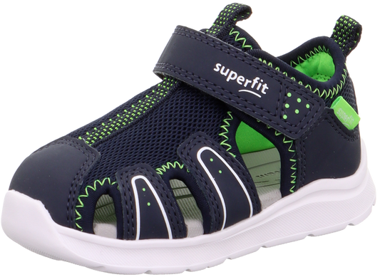 ###
Modische dunkelblaue Halbsandale mit neongrünen Akzenten für den Sommerurlaub