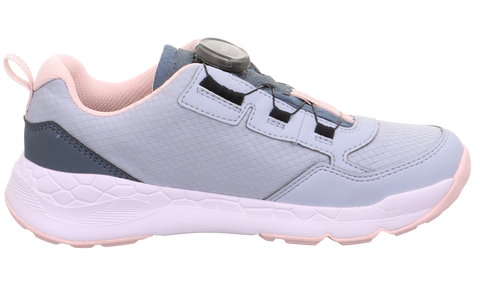Seitenansicht der SUPERFIT-Schuhe FREE RIDE 569-840 in hellgrau/rosa, mit BOA-Verschluss und Mesh-Obermaterial.