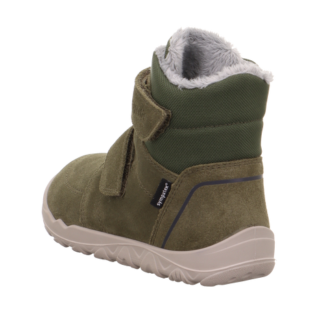 Detailaufnahme des SUPERFIT Stiefel WALDERI 912-700 in oliv mit Fellrand.