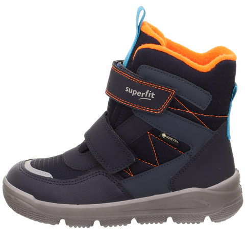 Detailaufnahme eines SUPERFIT Stiefels Mars 9072-80 in navy/orange; blaue Zuglasche, orange Innenfutter, graue Sohle