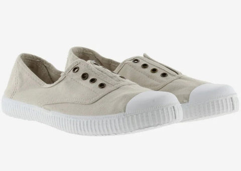  HIELO 106623 - beiger Slip-On-Sneaker von VICTORIA mit stylischem Design 