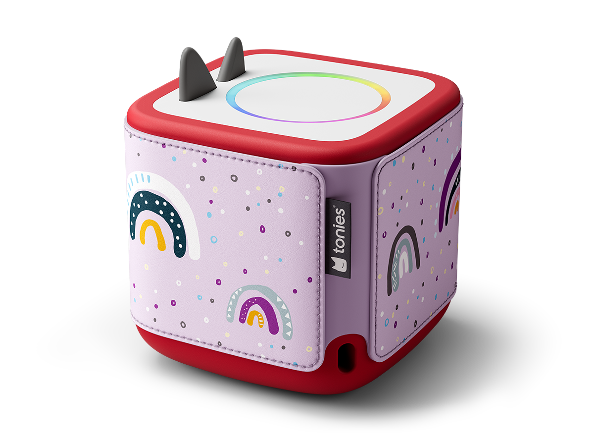 Bunte, liebevoll gestaltete Regenbogen-Designs auf der Toniebox Hülle, ideal für Kinder ab 1 Jahr