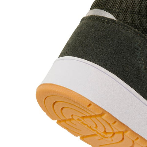 Robuster Knöchelschuh von VIKING mit Veloursleder, wasserdichter Gore-Tex Membran, Innenfutter aus Wollgemisch und herausnehmbarer Innensohle