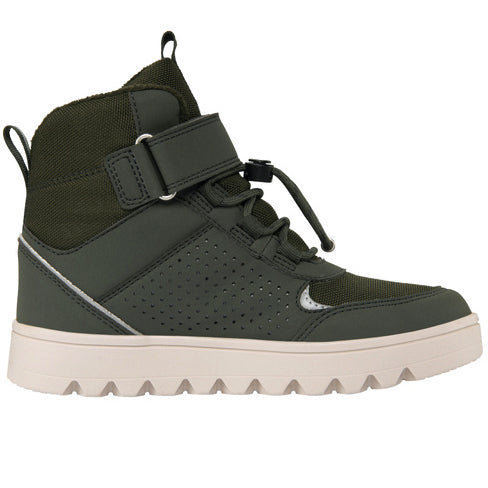 Bequemer Knöchelschuh mit warm gefüttertem Innenraum, ideal für winterliche Bedingungen in Tanne