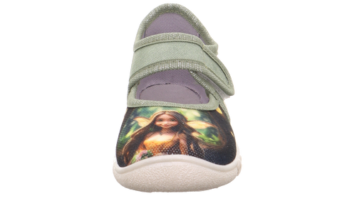 Vorderansicht des SUPERFIT Hausschuh BELINDA 288-703 in khaki mit Klettverschluss und Elfen-Motiv