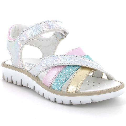  Kindersandale mit glänzender Oberfläche in verschiedenen Farben 