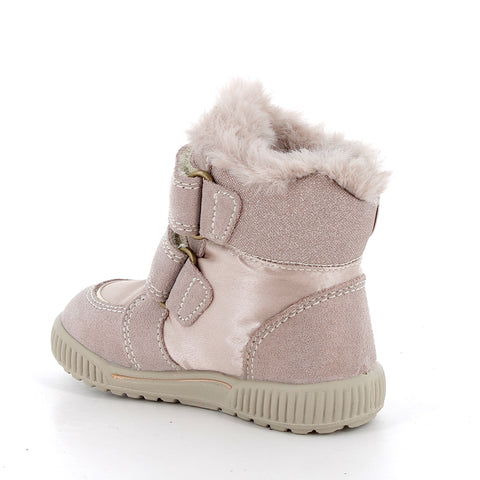 Robuster Primigi Knöchelschuh RIDE 88613-11, ausgestattet mit GORE-TEX-Technologie, in Nude mit funkelnden Glitzerelementen für modebewusste Kinder