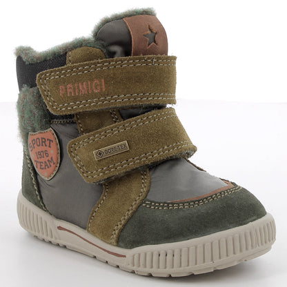 Detailaufnahme des langlebigen Knöchelschuhs PRIMIGI RIDE 88614-00 in oliv, tanne und braun mit atmungsaktiven GORE-TEX-Material