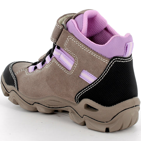 Detaillierte Ansicht des PRIMIGI GORE-TEX Knöchelschuh PATH 88925-77 in beige und flieder, ausgestattet mit GORE-TEX-Technologie für optimalen Wetterschutz