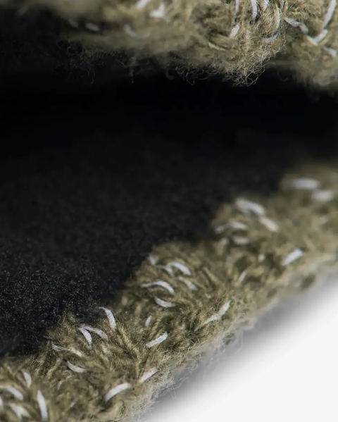 VIKING Mütze FUN REFLEX BEANIE - oliv, Detailaufnahme der gestrickten Kante mit schwarzem Innenfutter