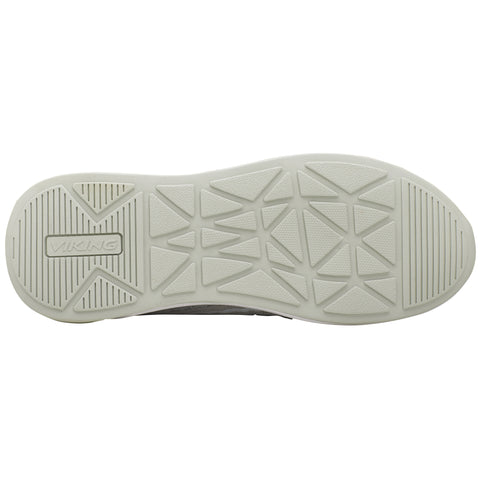 Person wearing the VIKING Halbschuh ENGVIK - hellgrau while hiking outdoors, showcasing its versatility and performance