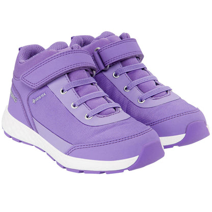  VIKING GORE-TEX Halbschuh FUN MID GTX - violet being worn on a hiking trail 