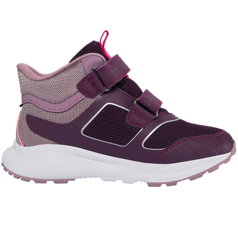 Close-up of the Viking Gore-Tex Knöchelschuh AERY MID WP 2V - aubergine hiking boot's durable rubber sole and waterproof materials