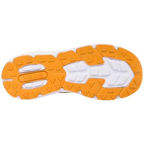 Side view of VIKING TEX KNÖCHELSCHUH KNAPPER MID WP - curry boot on a mountain trail