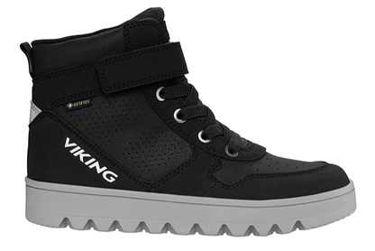 VIKING GORE-TEX Knöchelschuh FLEEK WARM GTX in schwarzer Farbe für beständigen Schutz