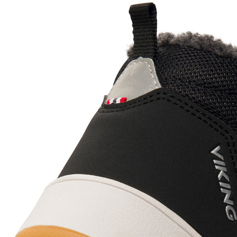 VIKING GORE-TEX Knöchelschuh EPIC WARM GTX in Schwarz, ideal für winterliche Bedingungen