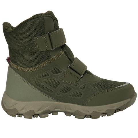 Nahaufnahme des Olivenfarbenen VIKING TEX TRACK WARM WP 2V Stiefels mit texturierter Oberfläche