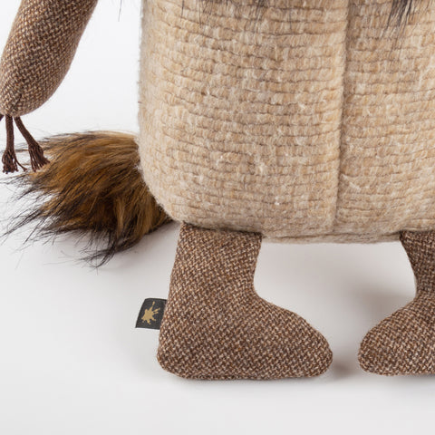  Plüsch Löwe mit hochwertiger Verarbeitung und detailreichen Nähten 