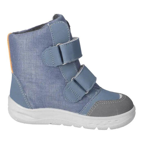 Seitenansicht: Ricosta NEVIS Stiefel, Jeansblau, zwei Klettverschlüsse, weiße Sohle, grauer Vorderbereich.