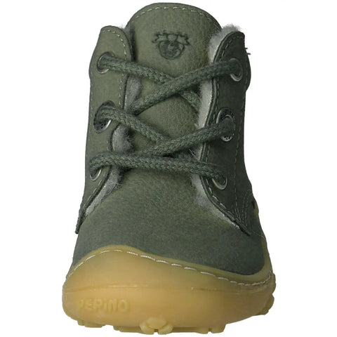Frontansicht: salbeigrüner RICOSTA Knöchelschuh COLIN; Wildleder-Obermaterial, Gummisohle.
