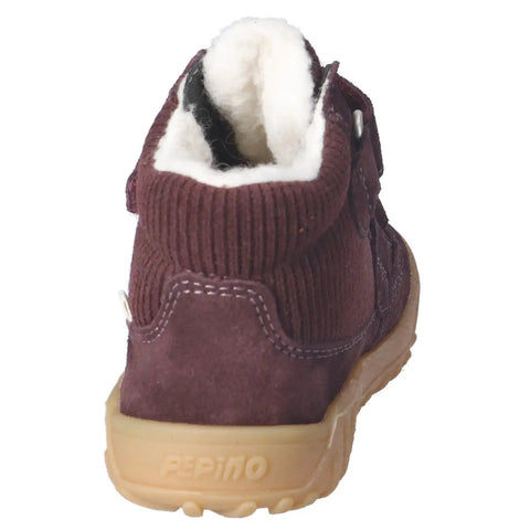 Rückansicht des Ricosta Knöchelschuh Modell DAVIS in Pflaume; Corduroy-Obermaterial, helle Sohle.