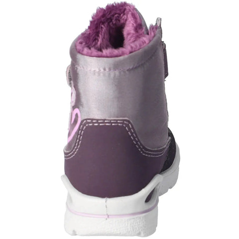 Rückansicht des Ricosta SYMPA-TEX Stiefel MELINA in lila mit pinkem Fellfutter und weißer Sohle.