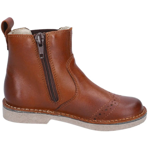 Seitenansicht der RICOSTA Stiefelette DALLAS in Cognac, Leder mit seitlichem Reißverschluss und heller Sohle.