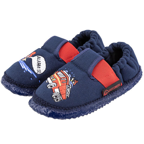 Hochwertige GIEßWEIN Hausschuhe AURICH in dunkelblau mit kindgerechtem Feuerwehrauto-Design