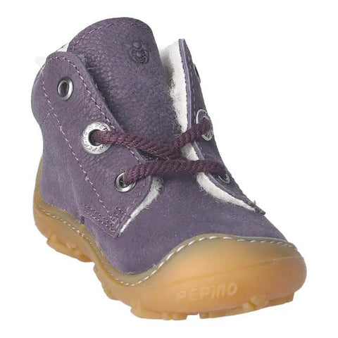 Seitenansicht des RICOSTA Knöchelschuh COLIN in lila, burgunder Schnürsenkel, beige Gummi-Sohle.