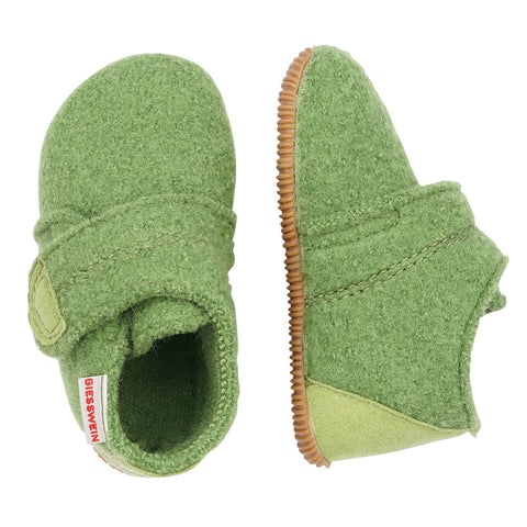 Comfortable and cozy GIESSWEIN Hausschuhe OBERSTAUFEN in grass green color