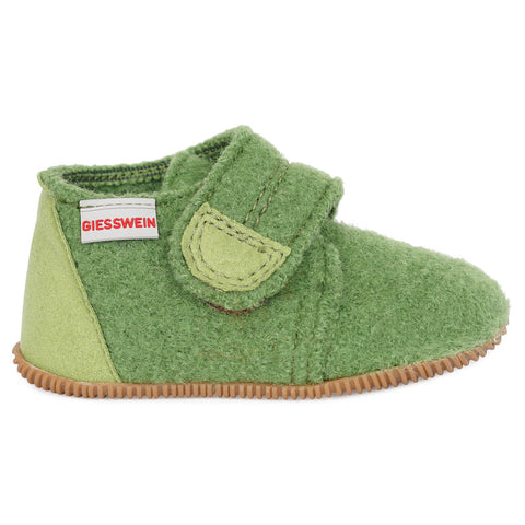 GIESSWEIN Hausschuhe OBERSTAUFEN - gras: Comfortable and stylish green slippers for indoor wear