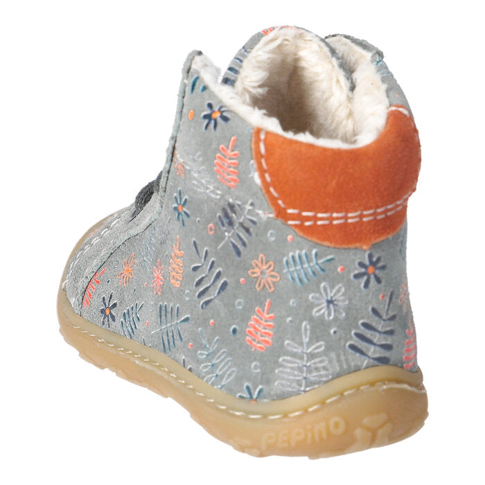 Obere Ansicht des RICOSTA GEORGINA Knöchelschuhs in Salbei, mit rostfarbenen Akzenten und herbstlichen Laubmustern für einen natürlichen Look