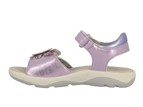  Leichte und bequeme Sandale für den Sommer 